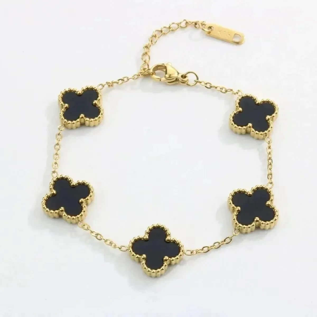 - Kakobuy Van Cleef & ArpelsClassic Five Flower Bracelet