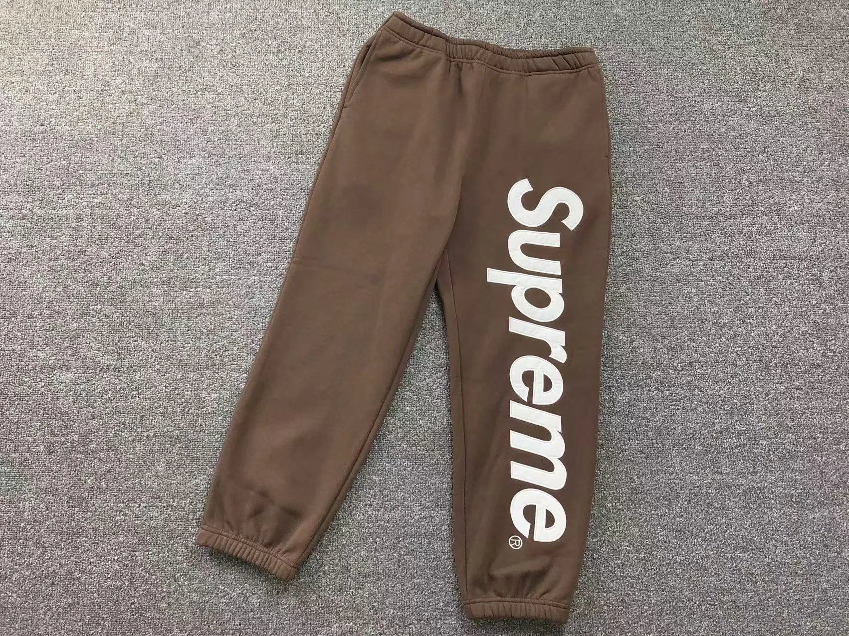 - Kakobuy supreme classic large logo casual sweatpants