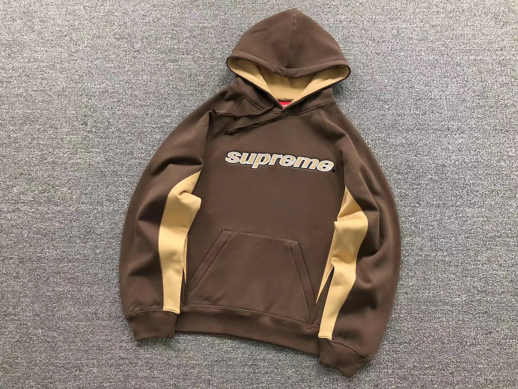 - Kakobuy Supreme Printed Sweatshirt