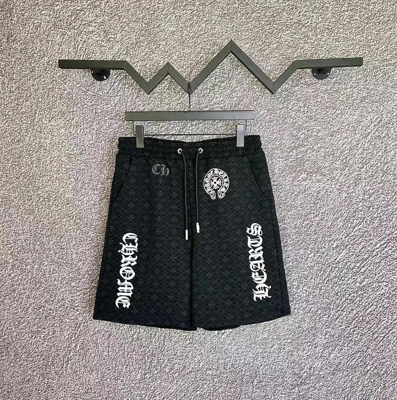 - Kakobuy Chrome Hearts Multicolor Five Point Shorts Collection