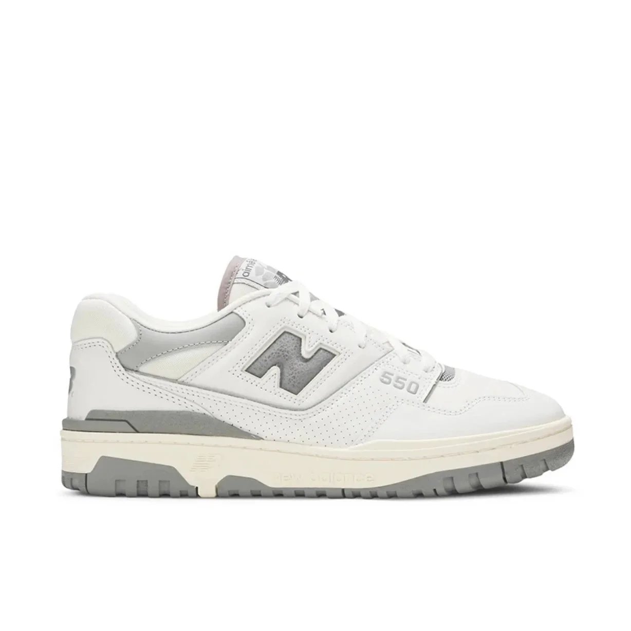 - Kakobuy New Balance 550 sneakers White gray