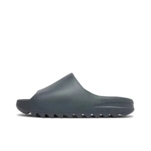 Kakobuy Yeezy kanye Slippers in the same styledark grey