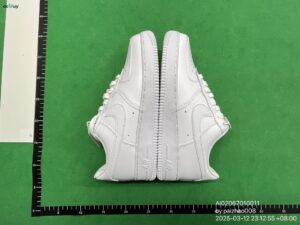 - Air Force One White QC