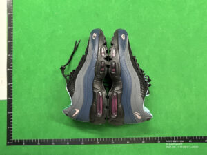 - AIR MAX 95 QC image