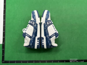 Louis Vuitton trainer sneakers QC image