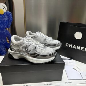 Kakobuy Chanel Silver Horn King