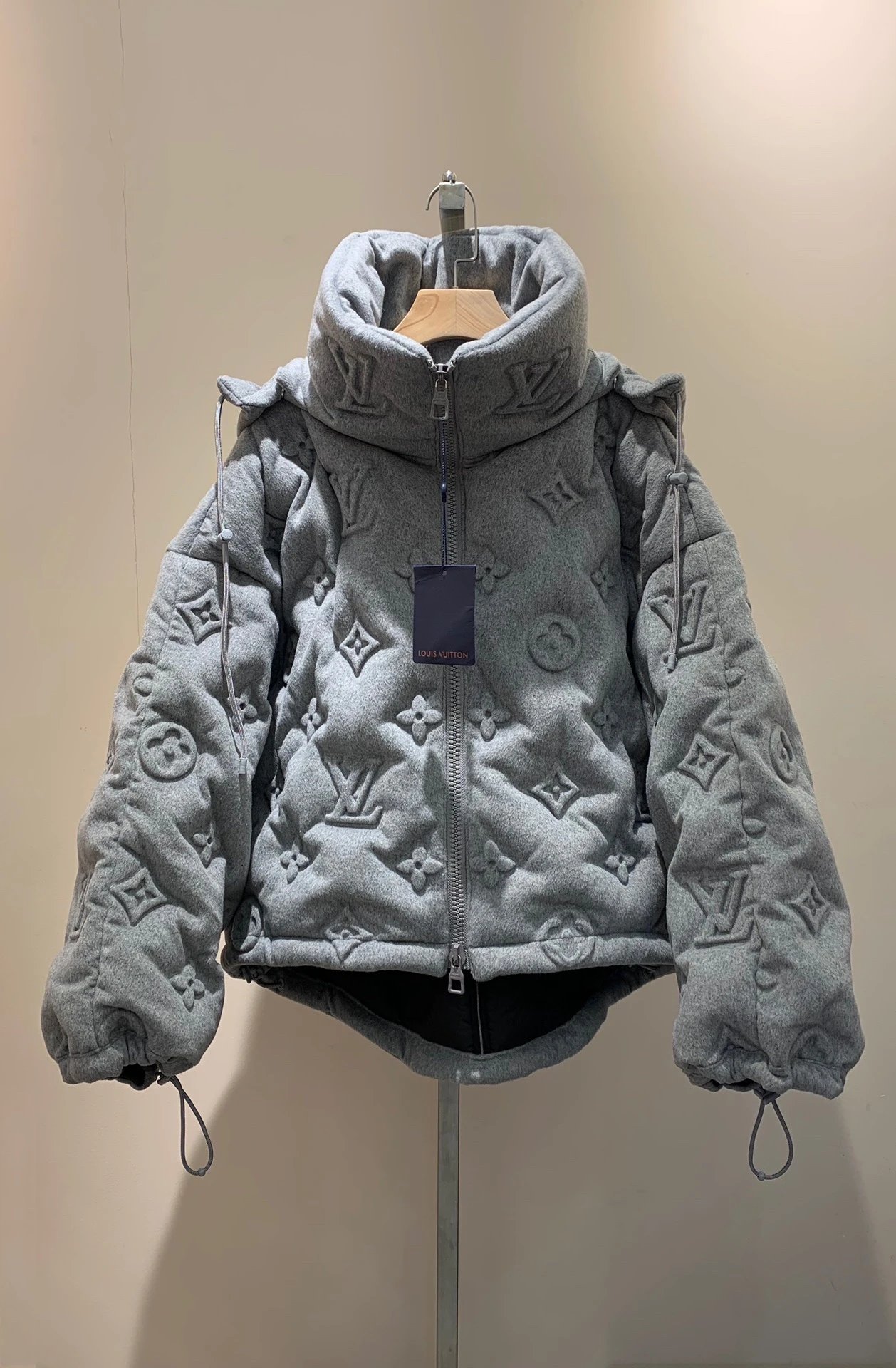 - Kakobuy Louis Vuitton New Exclusive Embossed Down Jacket