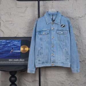WE11DONE Small Label Medal Washed Vintage Denim Jacket