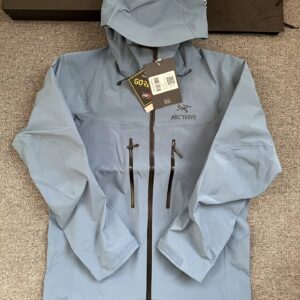 ARC'TERYX Seventh Generation Seamless Jacket